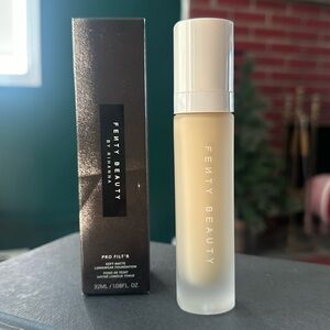 Fenty Beauty Pro Filt’r Foundation 130